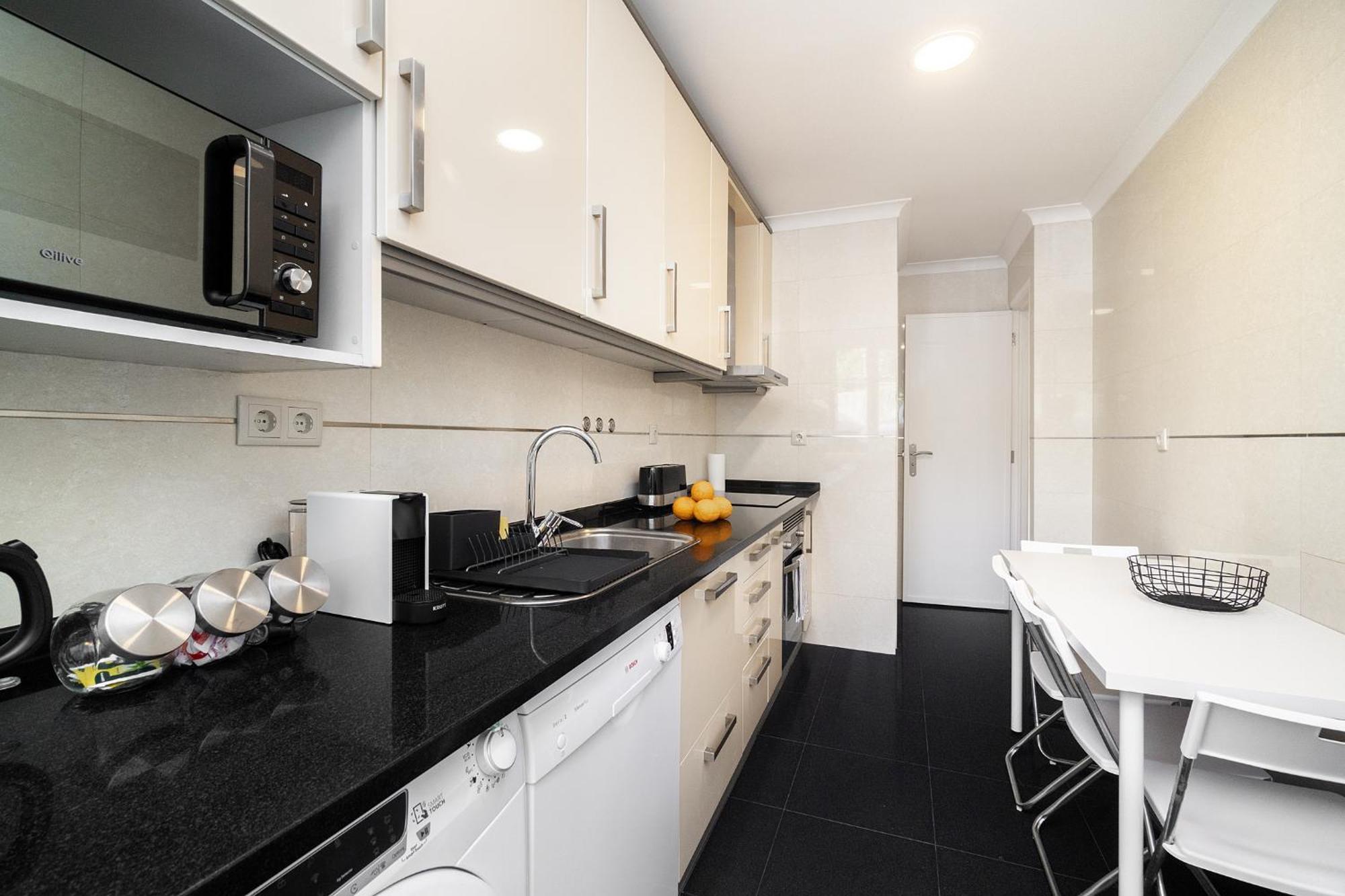 Whome Peaceful Alges Family Home Away From City Noise Exterior foto